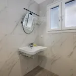 Appartement Molos Beachfront In *