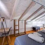 Molos Beachfront In Appartement Diakopto