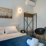 Molos Beachfront In Appartement Diakopto