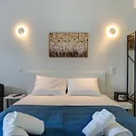 Molos Beachfront In Appartement *