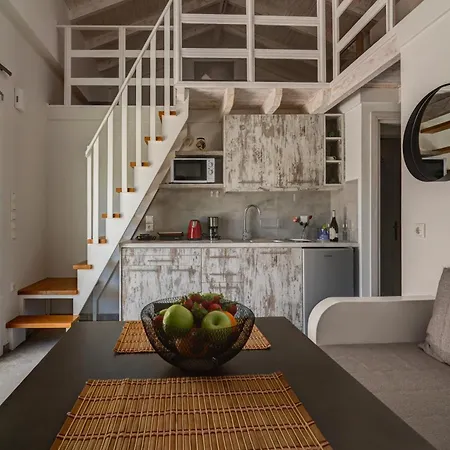 Molos Beachfront In * Диакоптон