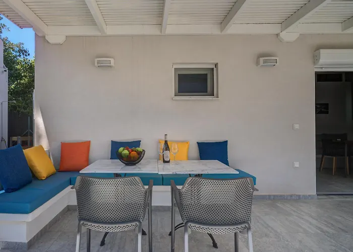 Appartement Molos Beachfront In