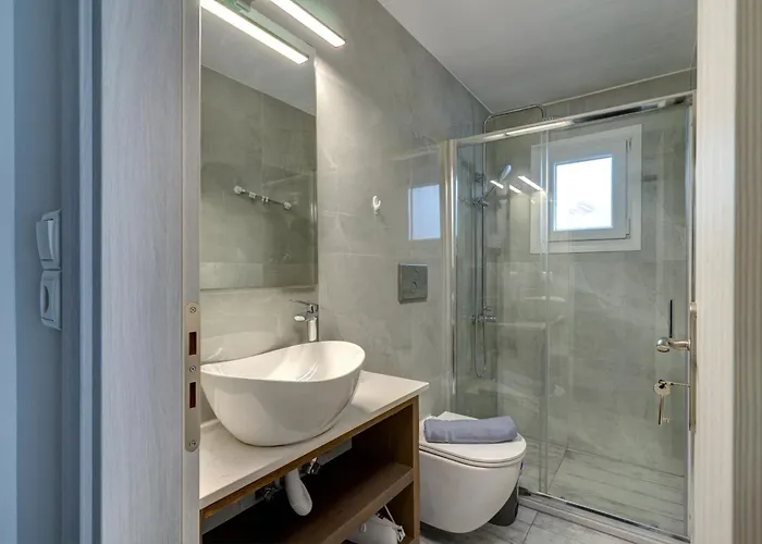 Molos Beachfront In Diakopto