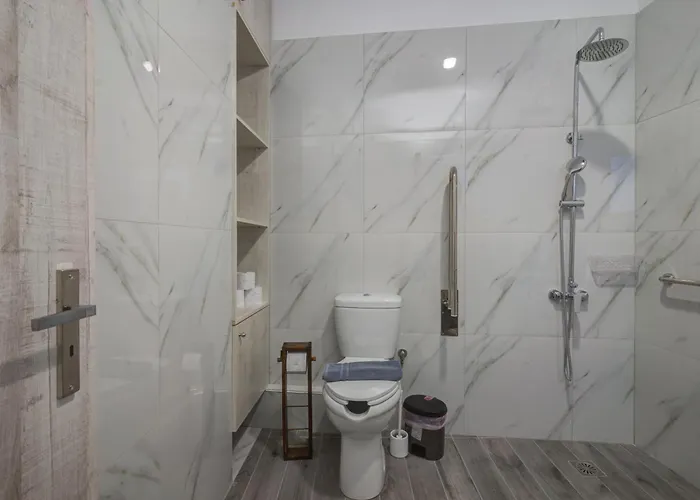 Molos Beachfront In Appartement