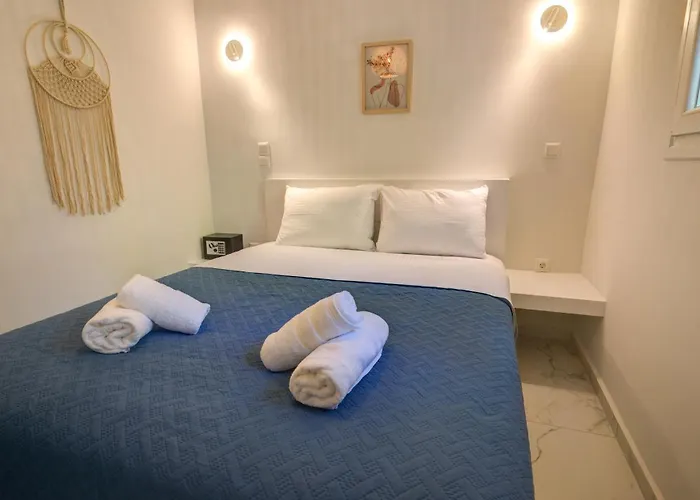 Molos Beachfront In Appartement Diakopto